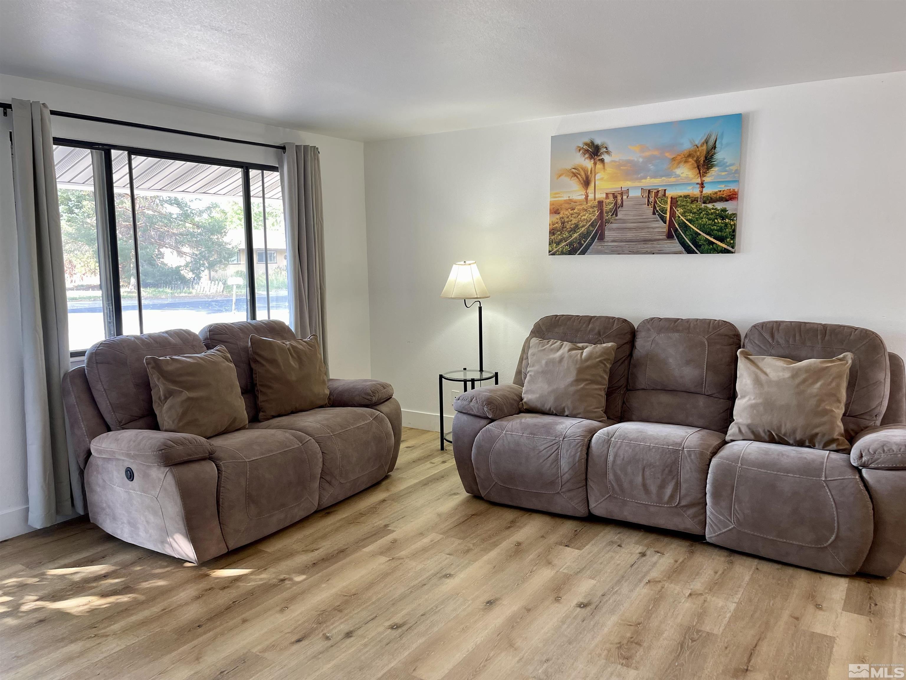 9150 Fremont Way Reno, NV 89506 - Photo 4 of 15 Photo 4