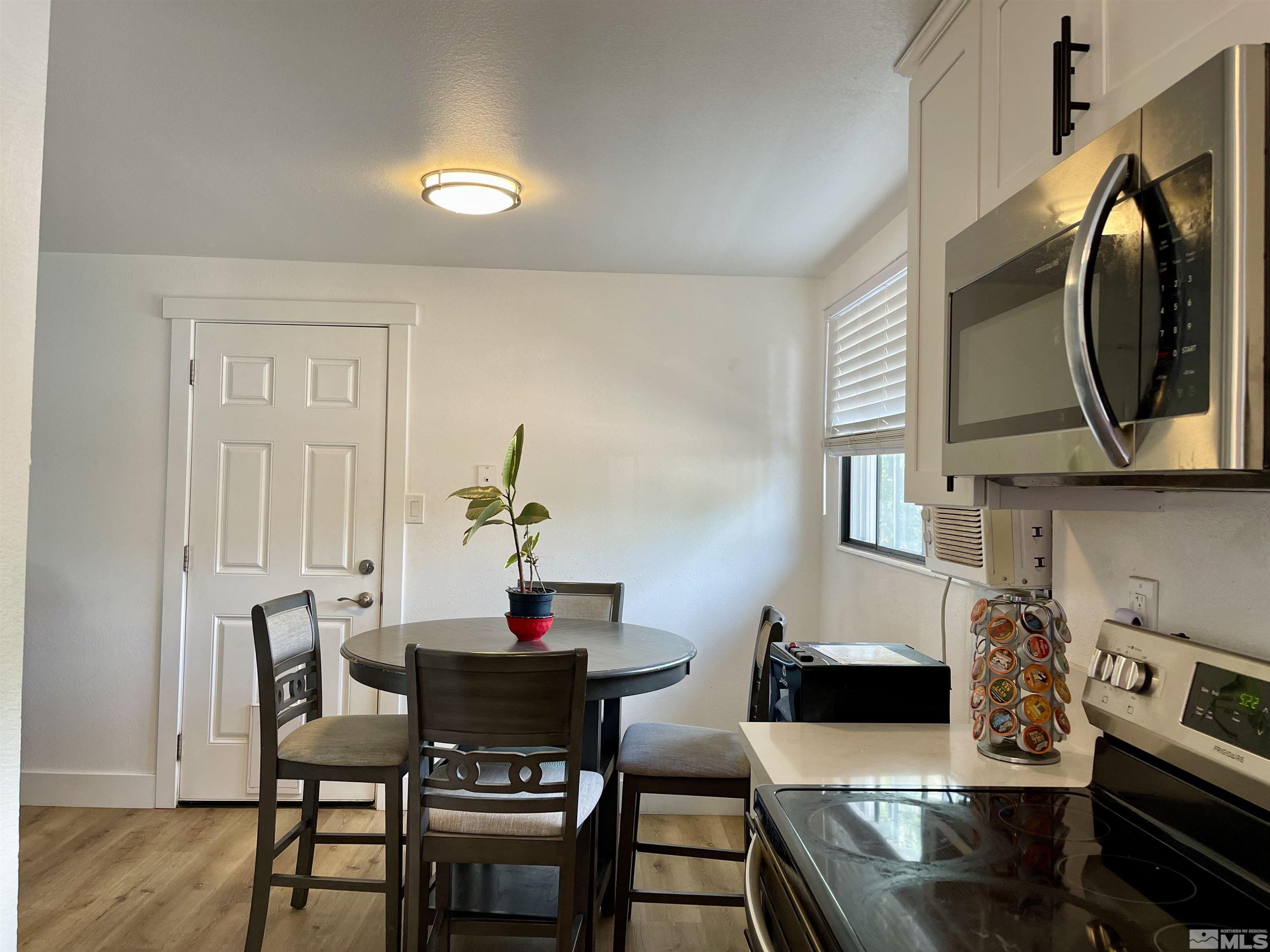 9150 Fremont Way Reno, NV 89506 - Photo 5 of 15 Photo 5