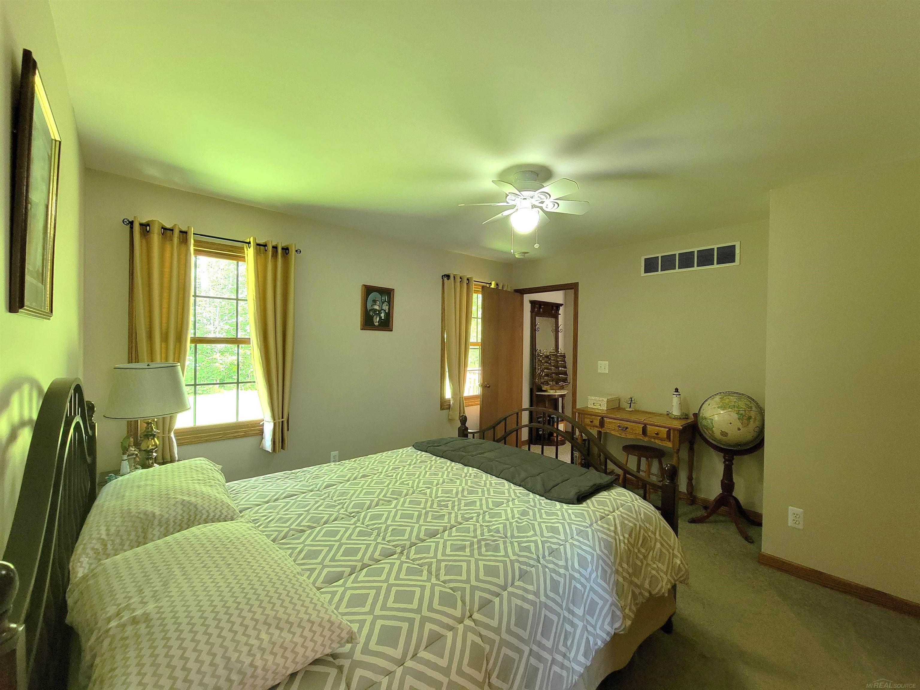 1045 North Lakeshore Road Port Sanilac, MI 48469 - Photo 19 of 33 50086909-18.JPG