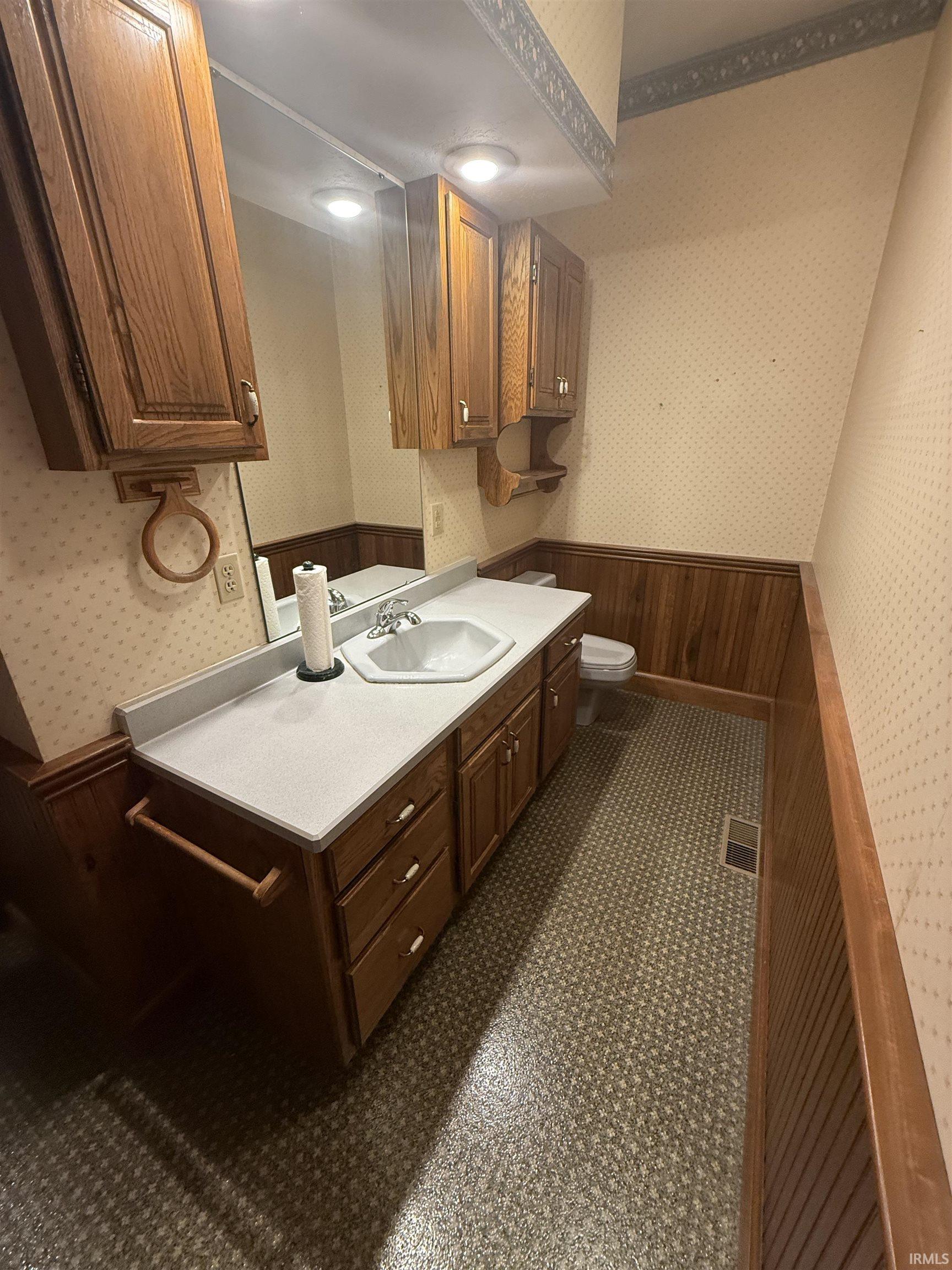 1157 North Cedar Ridge Vincennes, IN 47591 - Photo 26 of 35