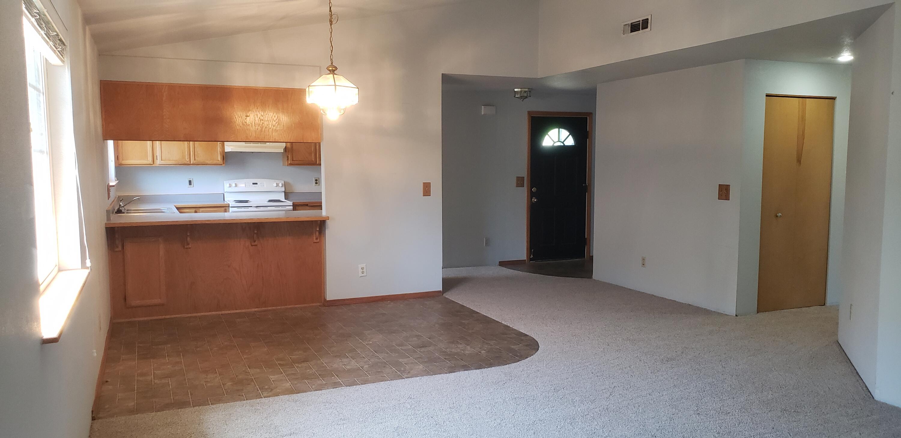 617 Southwest Larch Road Grants Pass, OR 97526 - Photo 6 of 24 20250502_124133