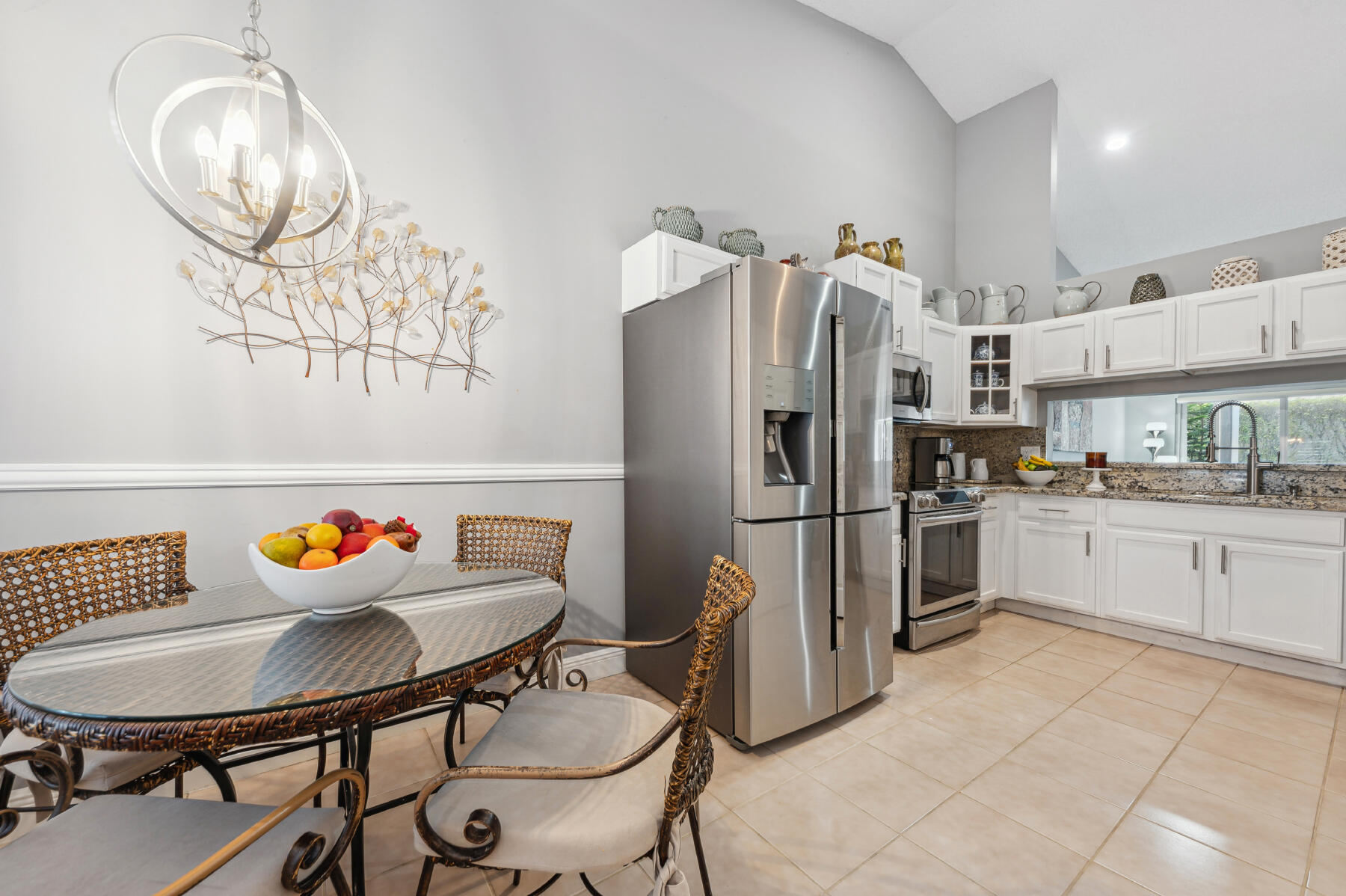 8572 Vía Serena Boca Raton, FL 33433 - Photo 4 of 31 08