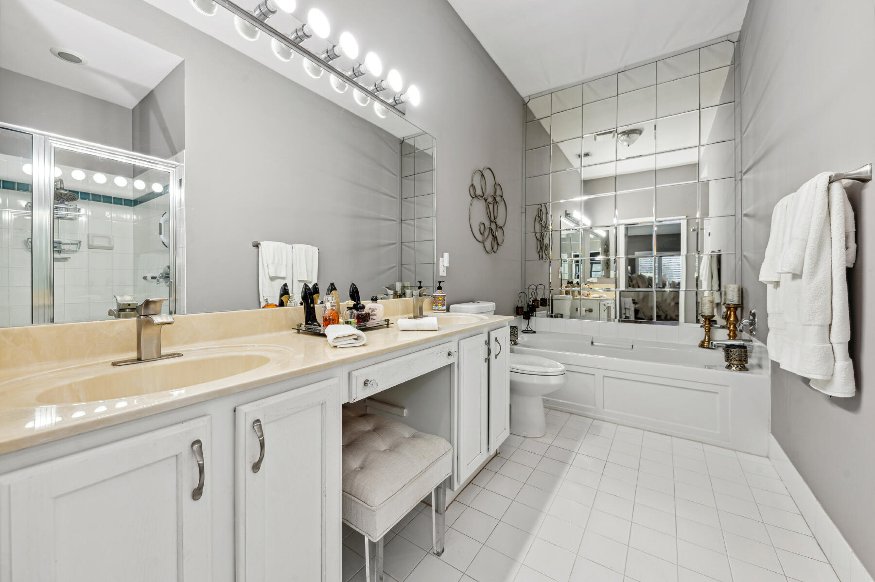 8572 Vía Serena Boca Raton, FL 33433 - Photo 10 of 31 12