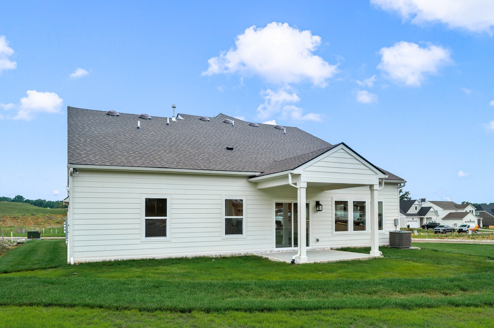 1733 Merkel Road Columbia, TN 38401 - Photo 50 of 53 a front view of a house with garden