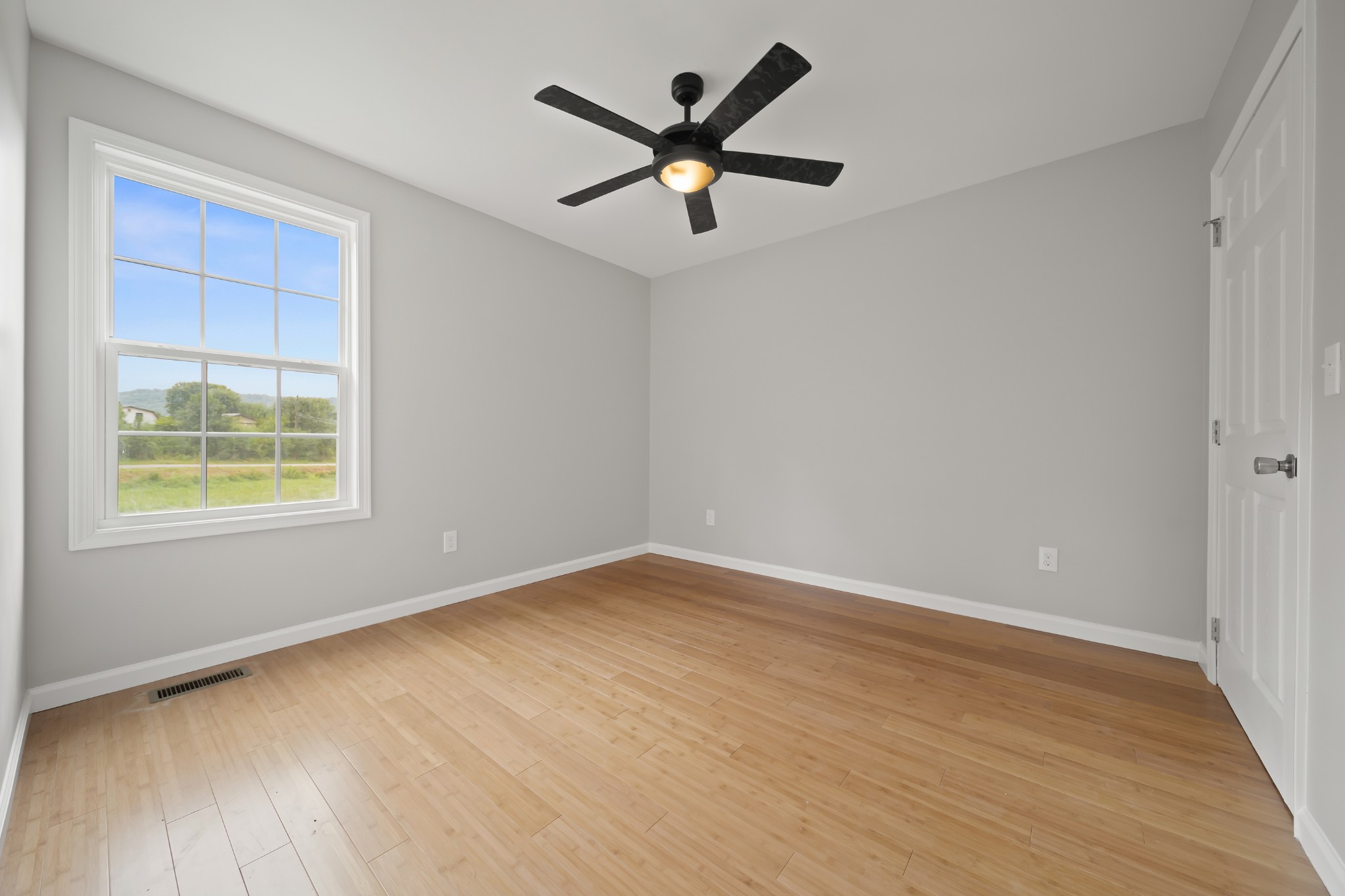 1559 Parker Road Sparta, TN 38583 - Photo 13 of 21