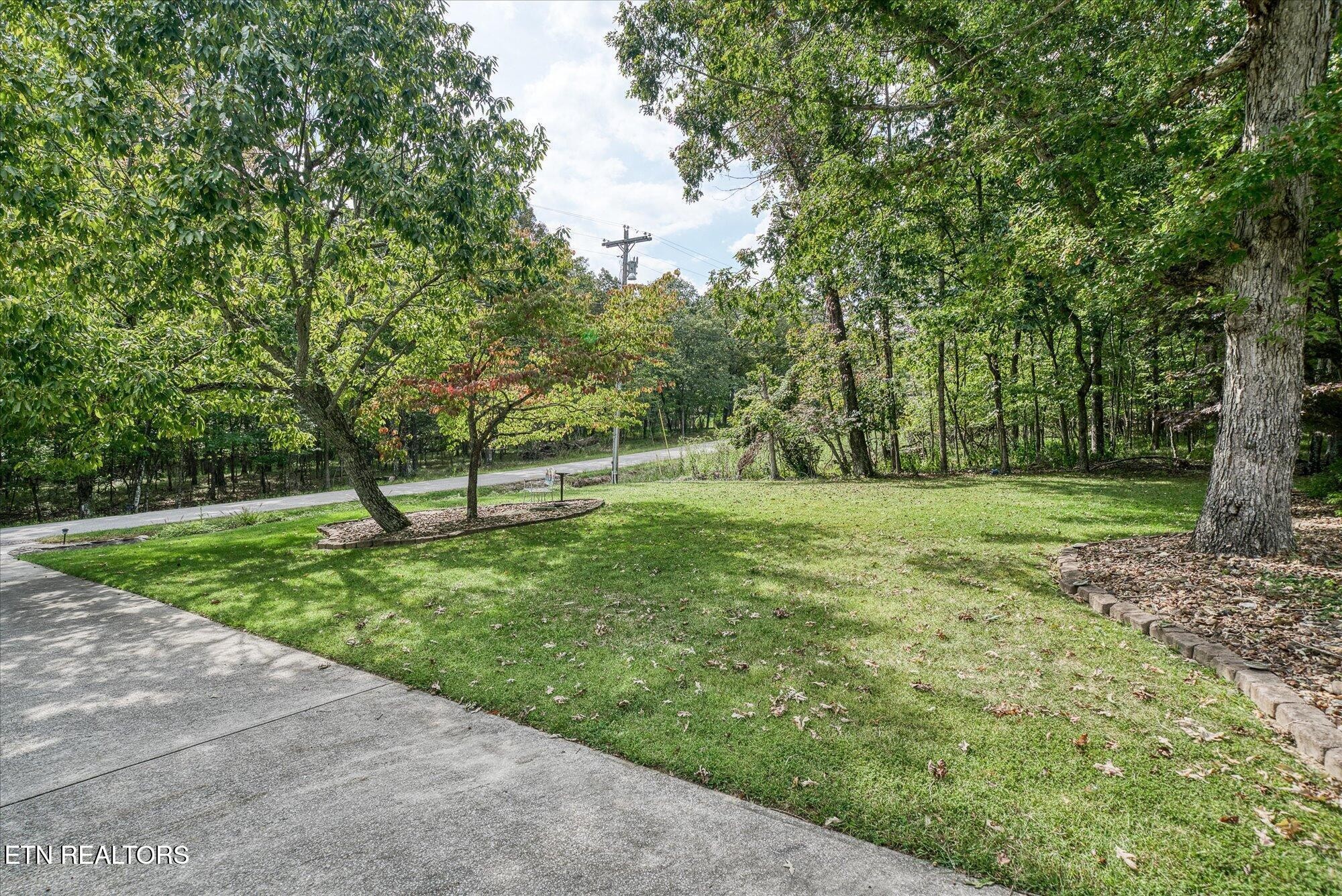 138 Baltusrol Road Crossville, TN 38558 - Photo 3 of 42 Gallery Image 3