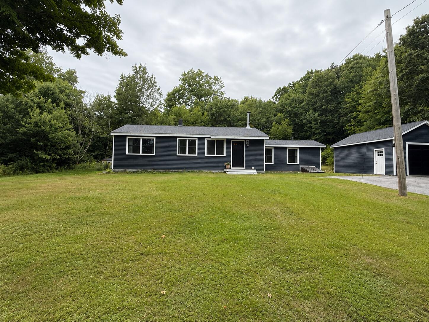 141 Hurricane Road Gorham, ME 04038 - Photo 3 of 30 18A06179-9E62-452D-BE2C-B73044BE97D0