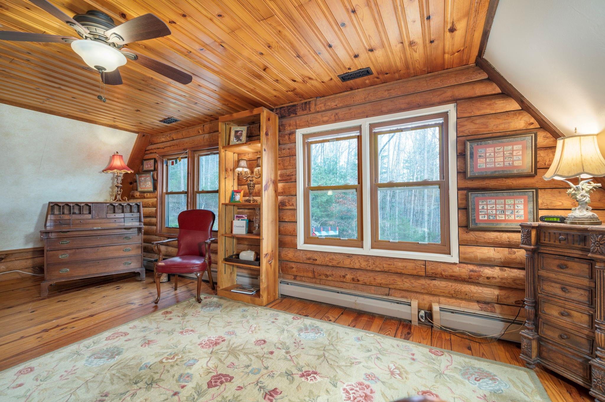 25 Dycus Drive Fairview, NC 28730 - Photo 19 of 30 a view of a livingroom with furniture
