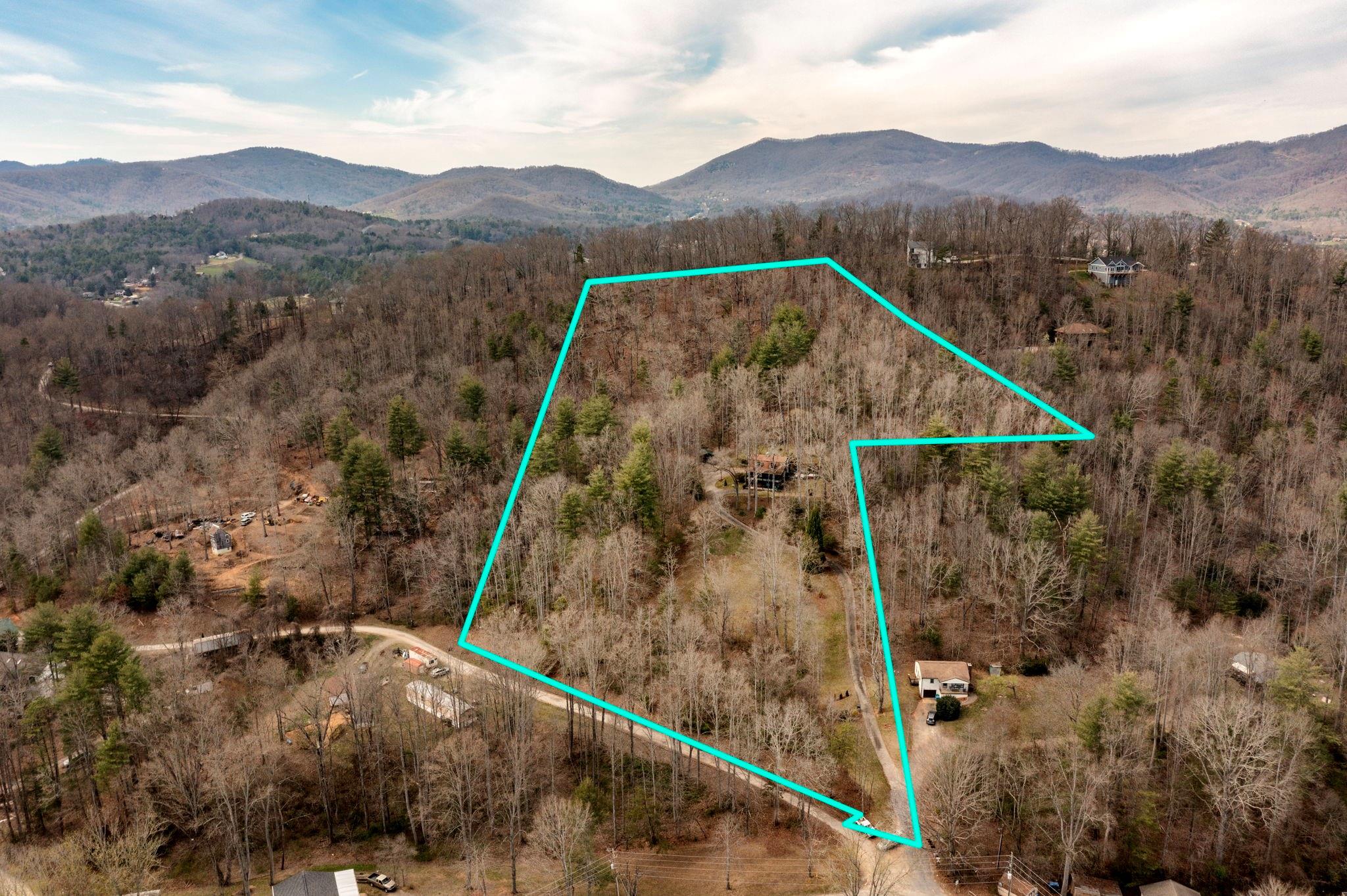 25 Dycus Drive Fairview, NC 28730 - Photo 4 of 30 a view of a mountain from a balcony