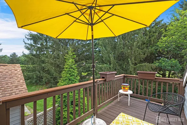 $799,000 | 9 Inverness Court, Monroe Township, NJ 08831