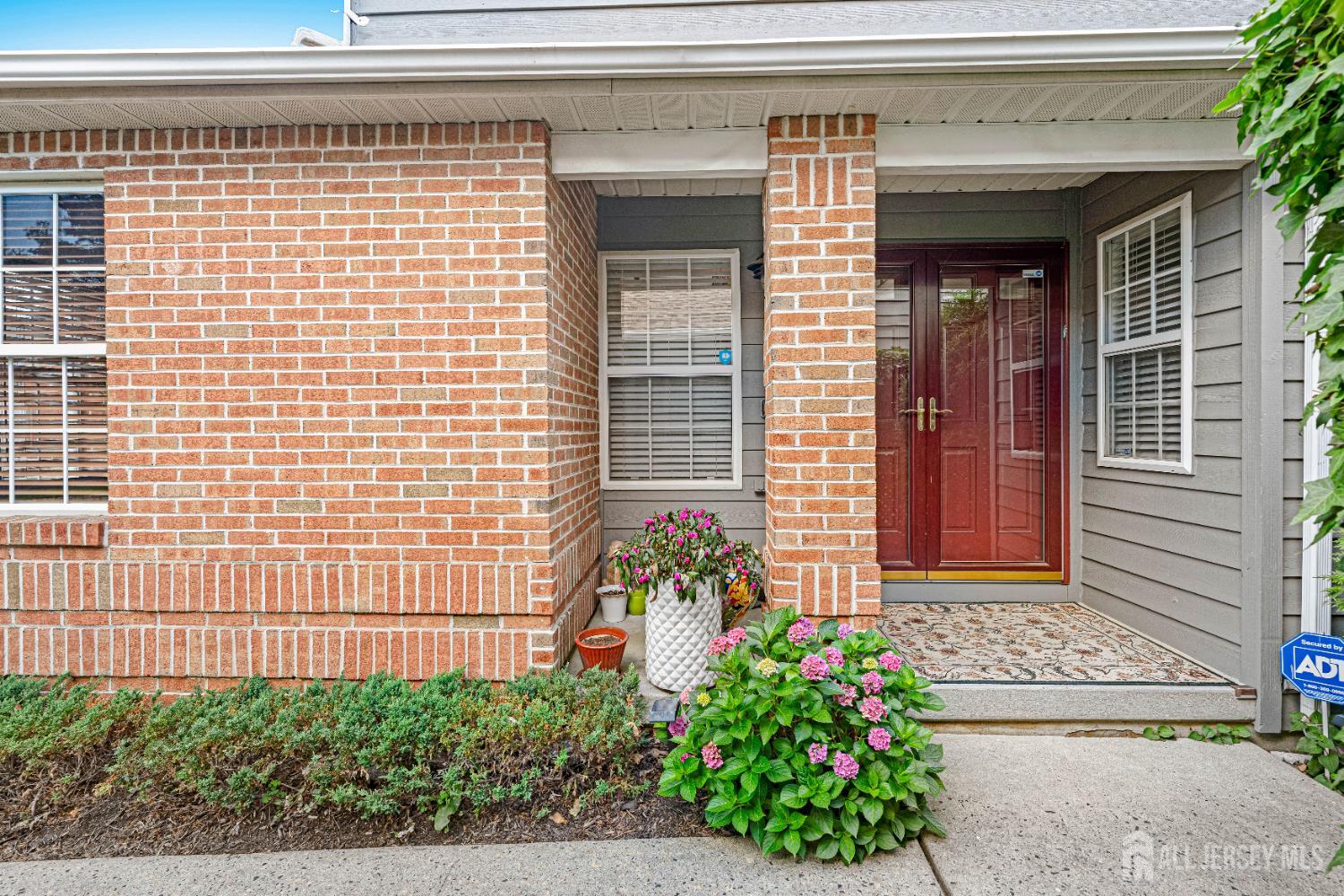 9 Inverness Court Monroe Township, NJ 08831 - Photo 3 of 40