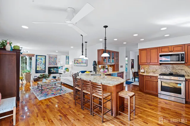 $799,000 | 9 Inverness Court, Monroe Township, NJ 08831