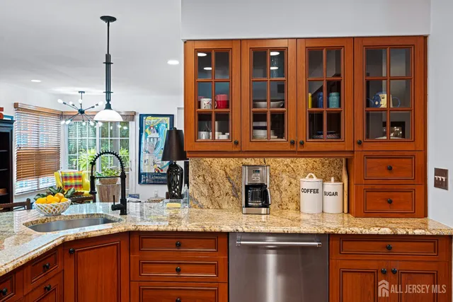 $799,000 | 9 Inverness Court, Monroe Township, NJ 08831