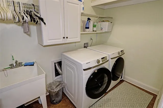 $549,500 | 2770 Middlecreek Way, Cumming, GA 30041