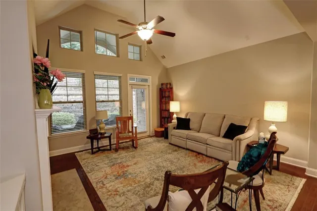 $549,500 | 2770 Middlecreek Way, Cumming, GA 30041