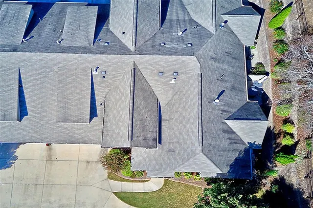 $549,500 | 2770 Middlecreek Way, Cumming, GA 30041