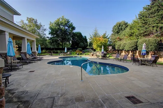 $549,500 | 2770 Middlecreek Way, Cumming, GA 30041