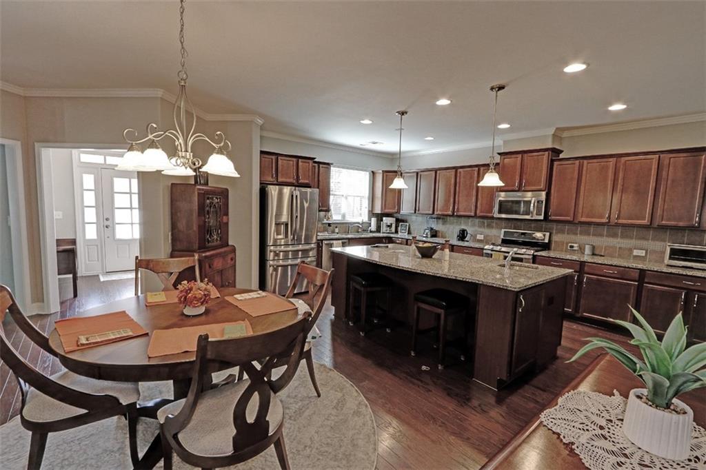 2770 Middlecreek Way Cumming, GA 30041 - Photo 10 of 60