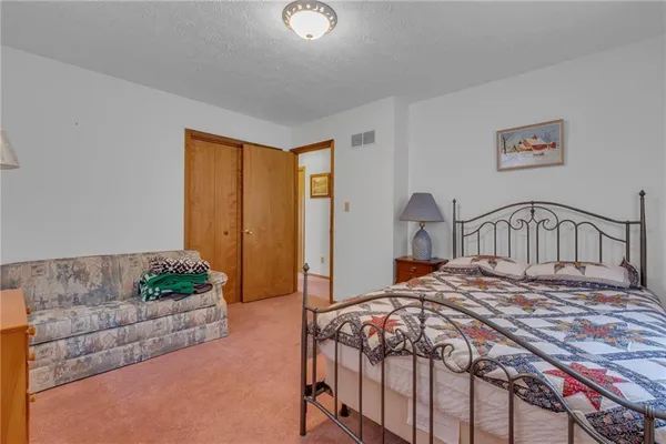 $300,000 | 210 4th Street, Beaver, PA 15009