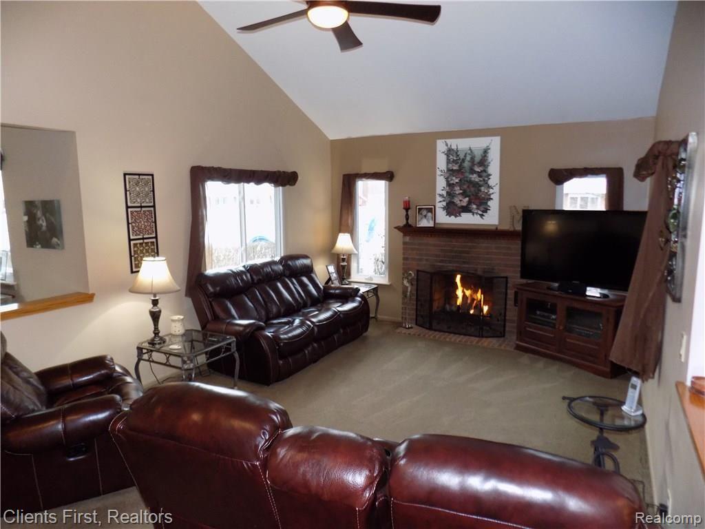 46823 Doubletree Road Canton, MI 48187 - Photo 8 of 74 FAMILY ROOM VIEW 2