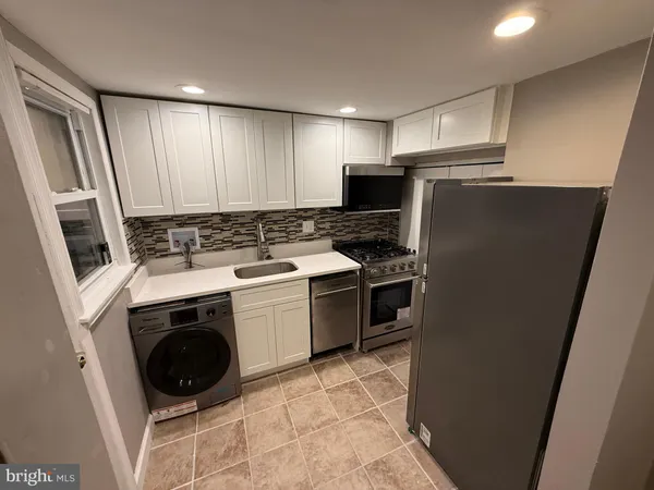 $1,950 | 3846 26th Avenue, Temple Hills, MD 20748