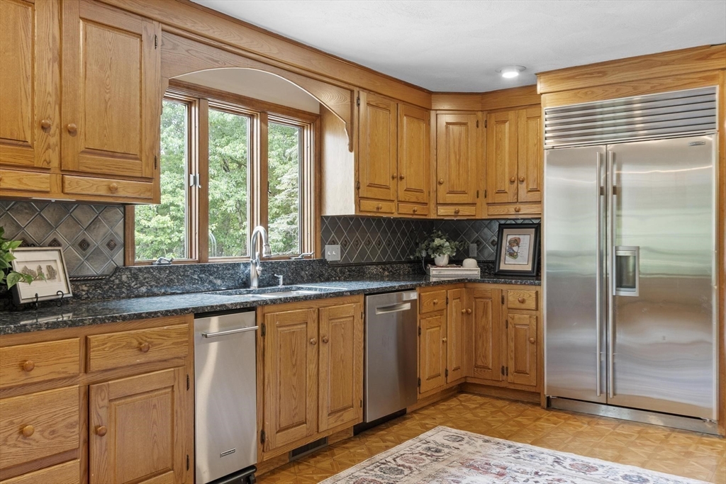20 Seten Circle Andover, MA 01810 - Photo 10 of 41