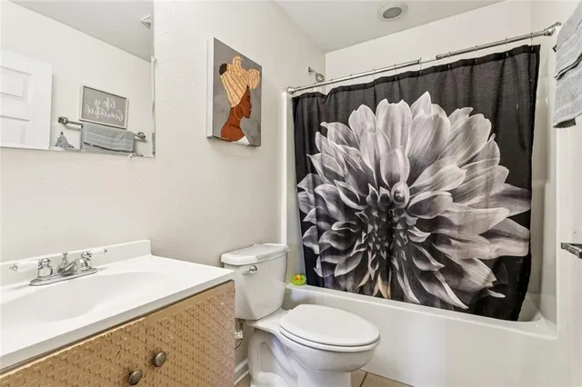 $275,000 | 2113-15 Forstall Street, New Orleans, LA 70117