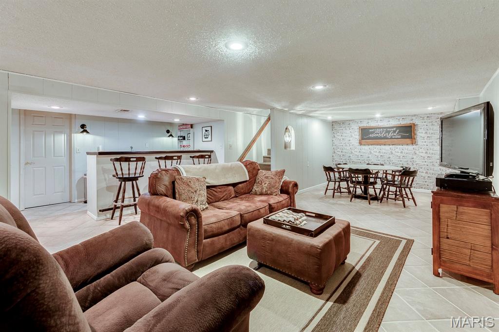 9506 Trinadad Lane St. Louis, MO 63126 - Photo 25 of 44