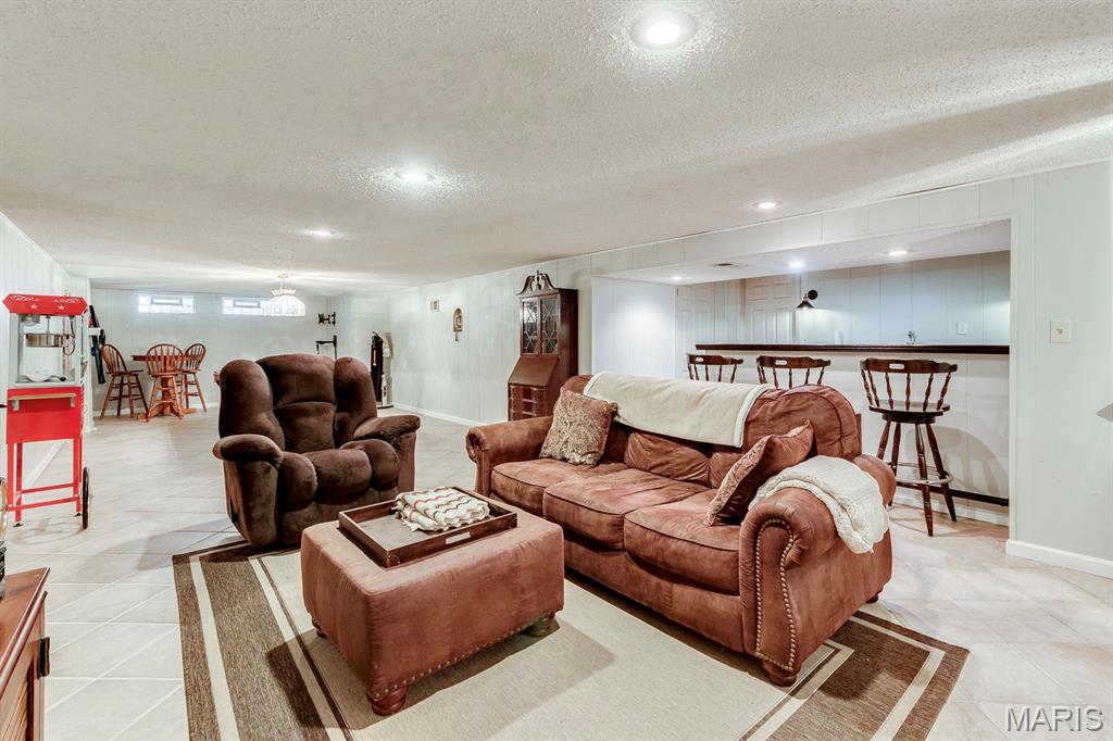 9506 Trinadad Lane St. Louis, MO 63126 - Photo 27 of 44