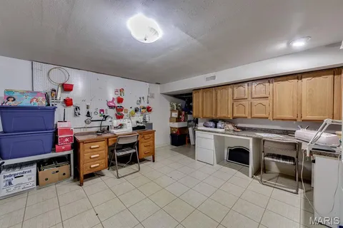 $405,000 | 9506 Trinadad Lane, St. Louis, MO 63126