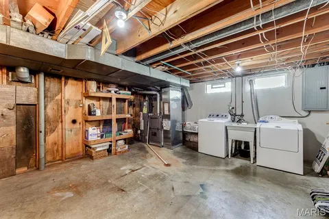 $405,000 | 9506 Trinadad Lane, St. Louis, MO 63126