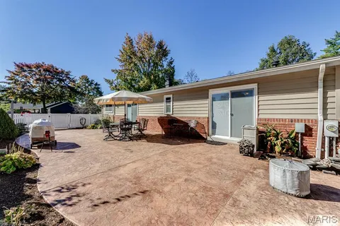 $405,000 | 9506 Trinadad Lane, St. Louis, MO 63126