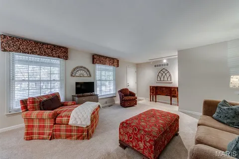 $405,000 | 9506 Trinadad Lane, St. Louis, MO 63126