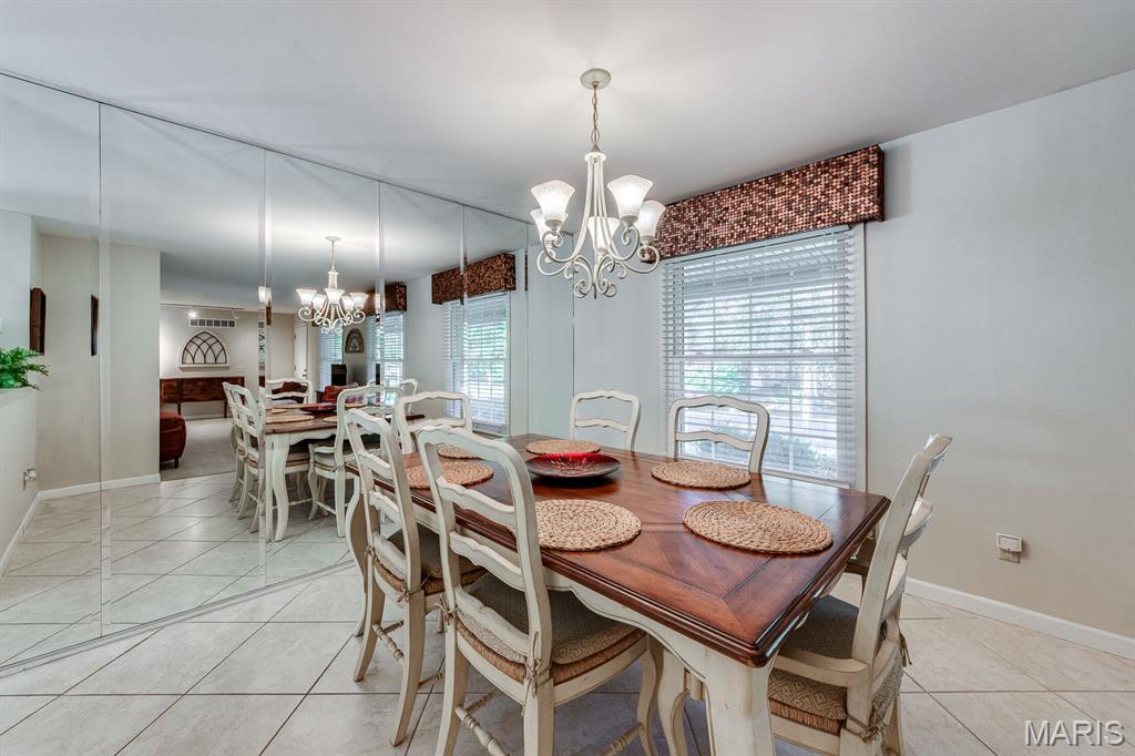 9506 Trinadad Lane St. Louis, MO 63126 - Photo 6 of 44