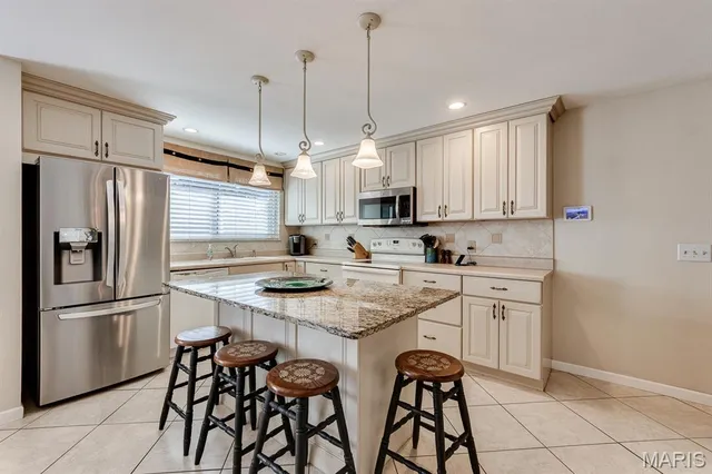 $420,000 | 9506 Trinadad Lane, St. Louis, MO 63126