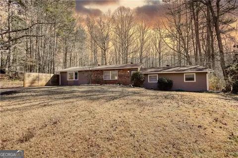 115 Holly Brook Road Southwest Atlanta, GA 30349 - Photo 1 of 16