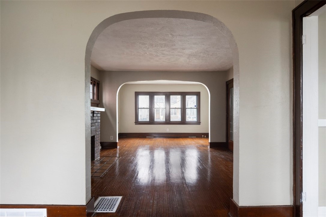 107 Shelter Street Rochester, NY 14611 - Photo 3 of 19