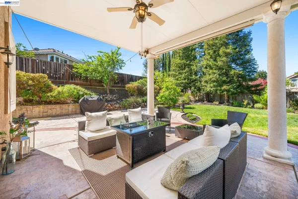 $1,998,000 | 409 Antelope Ridge Way, Danville, CA 94506