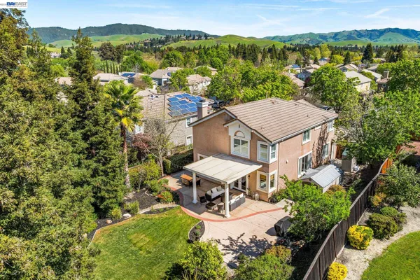 $1,998,000 | 409 Antelope Ridge Way, Danville, CA 94506