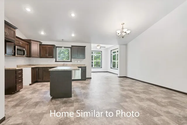 $439,900 | 1700 Betty Jean Ln Green, Green Bay, WI 54313