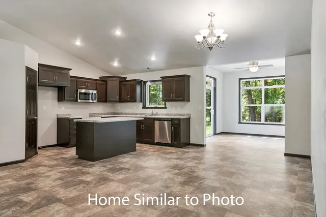 $439,900 | 1700 Betty Jean Ln Green, Green Bay, WI 54313