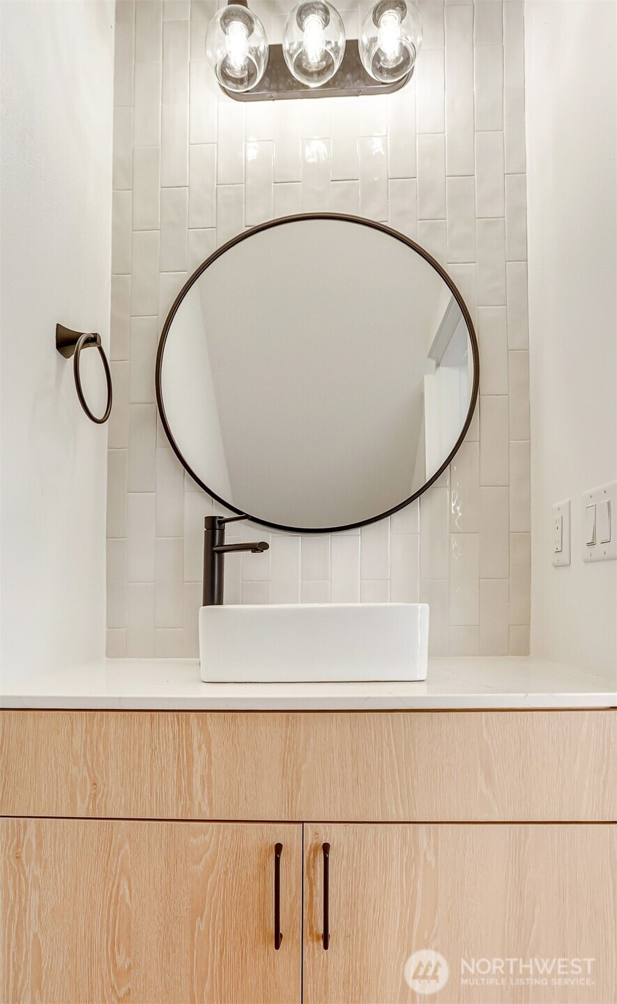 3448 Northwest 65th Street Seattle, WA 98117 - Photo 13 of 40