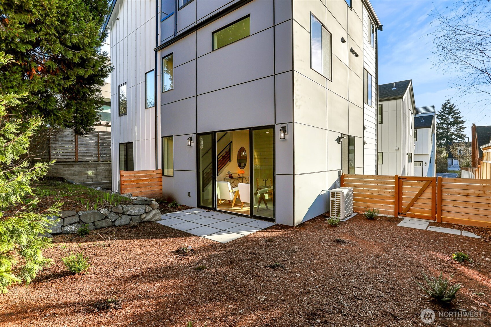 3448 Northwest 65th Street Seattle, WA 98117 - Photo 31 of 40