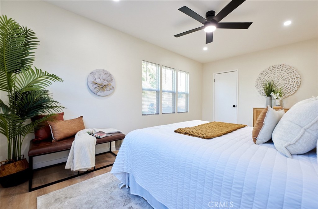 246 Doris Avenue Oxnard, CA 93030 - Photo 13 of 23