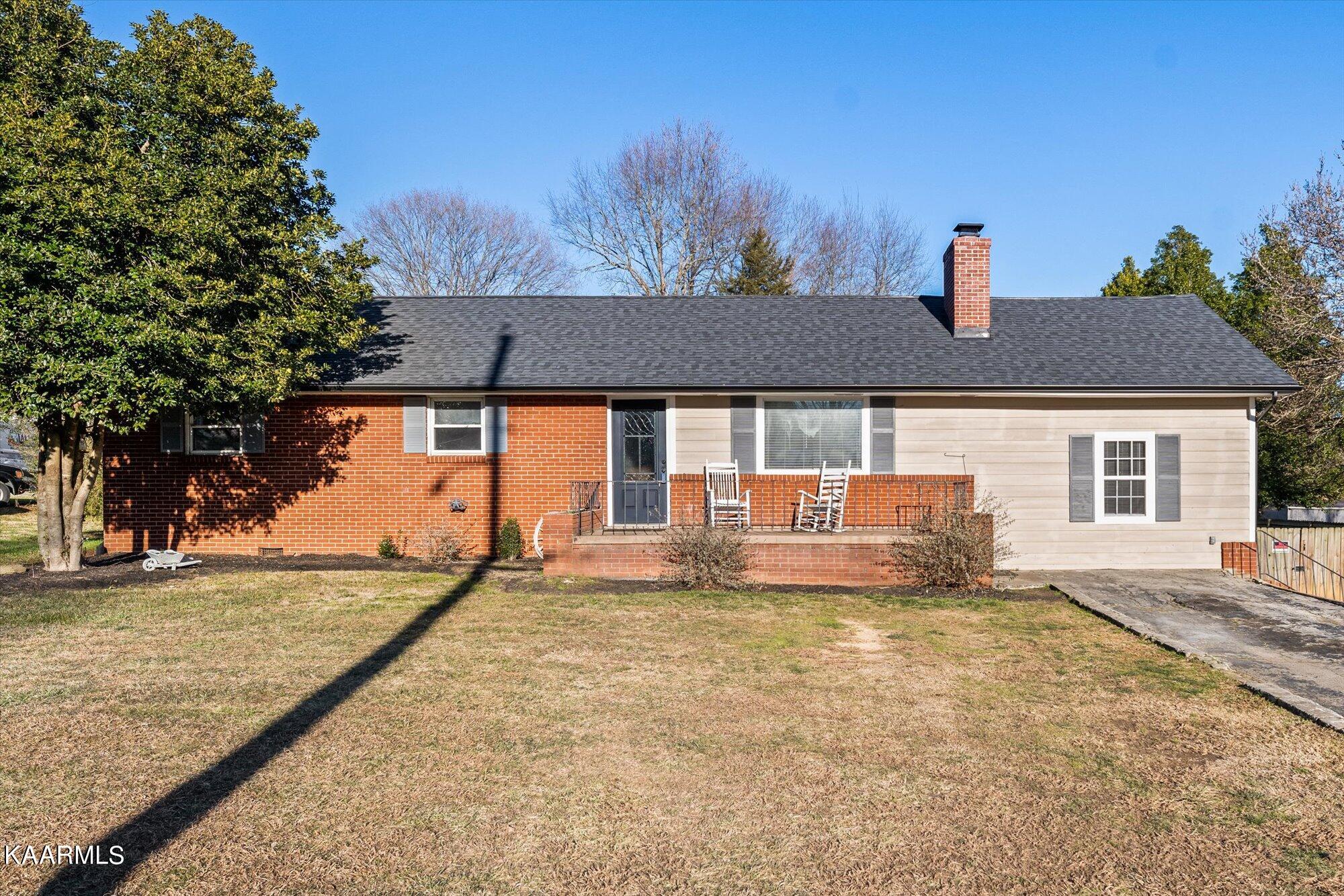 01-3110-Cross-Valley-Rd-Knoxville-TN