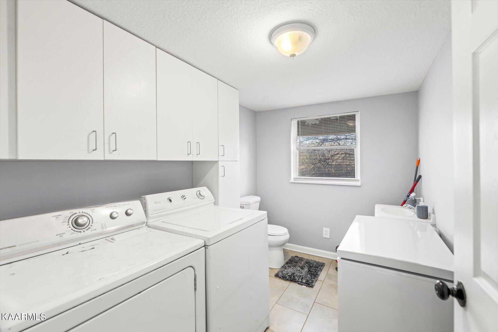 3110 Cross Valley Road Knoxville, TN 37917 - Photo 13 of 20 15-3110-Cross-Valley-Rd-Knoxville-TN-15