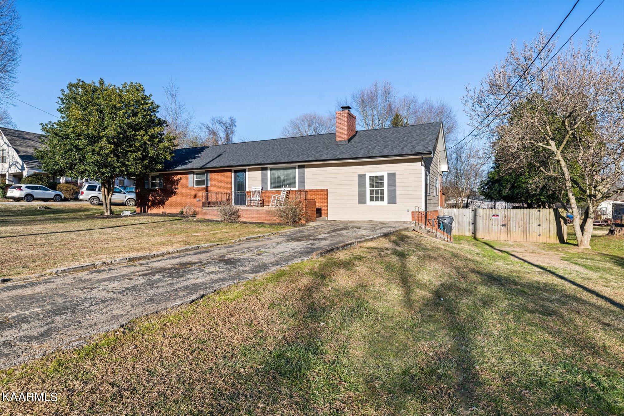 02-3110-Cross-Valley-Rd-Knoxville-TN-3