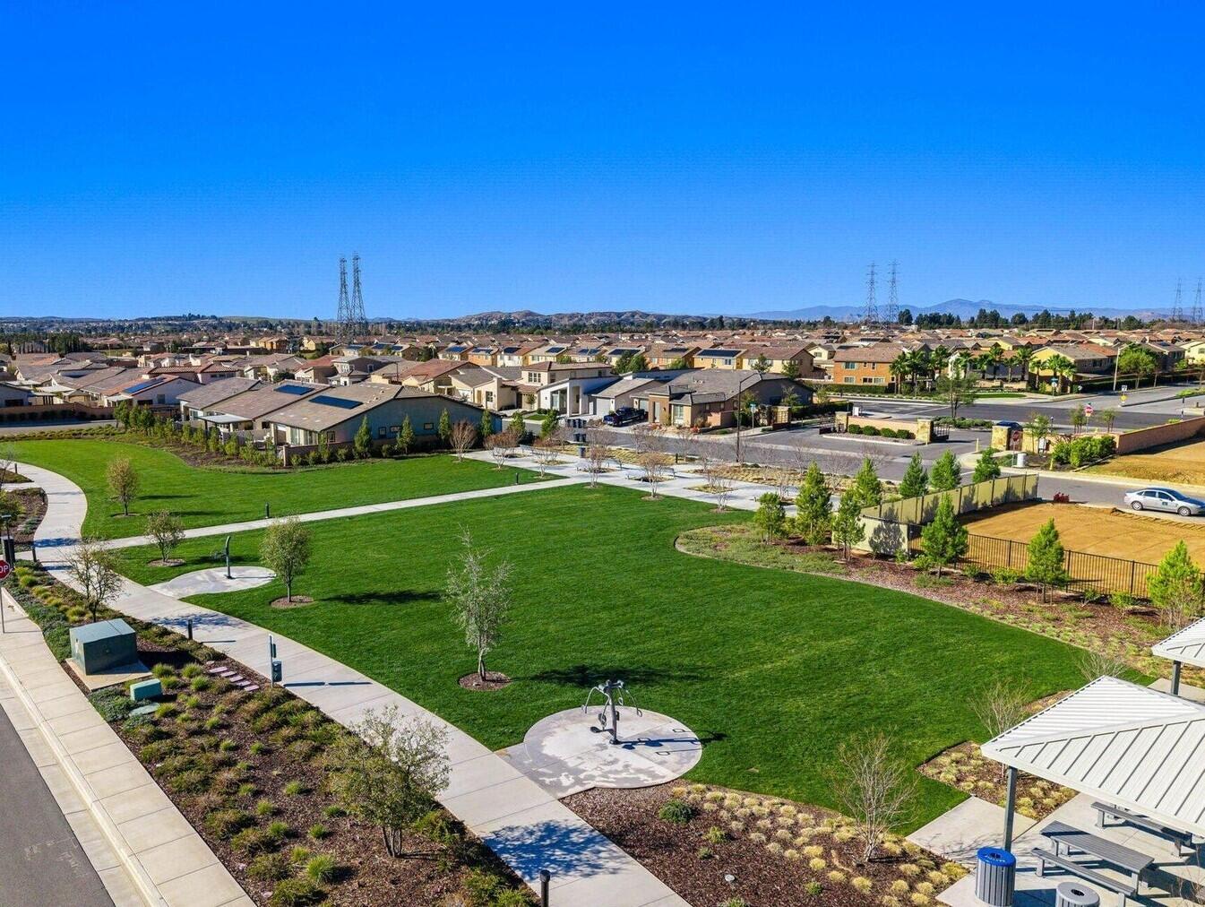 1514 Overpark Lane Beaumont, CA 92223 - Photo 54 of 76 a view of a city