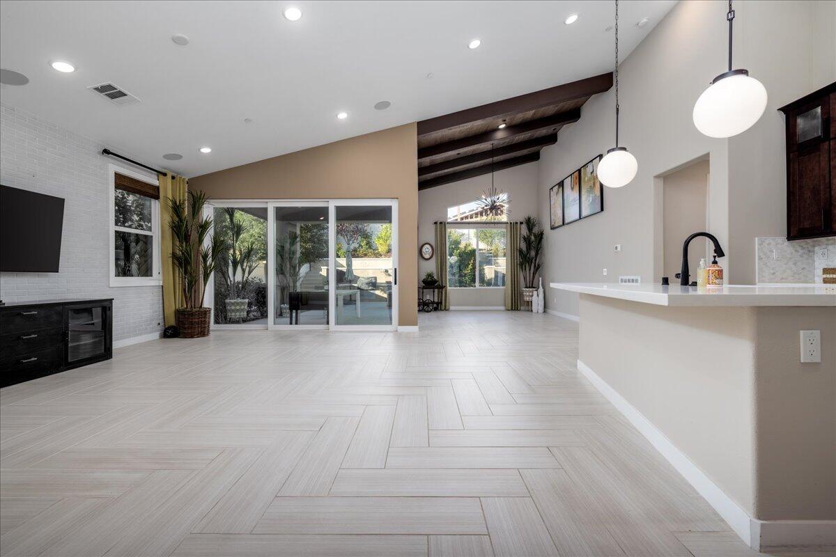 1514 Overpark Lane Beaumont, CA 92223 - Photo 8 of 76 09-Living Room