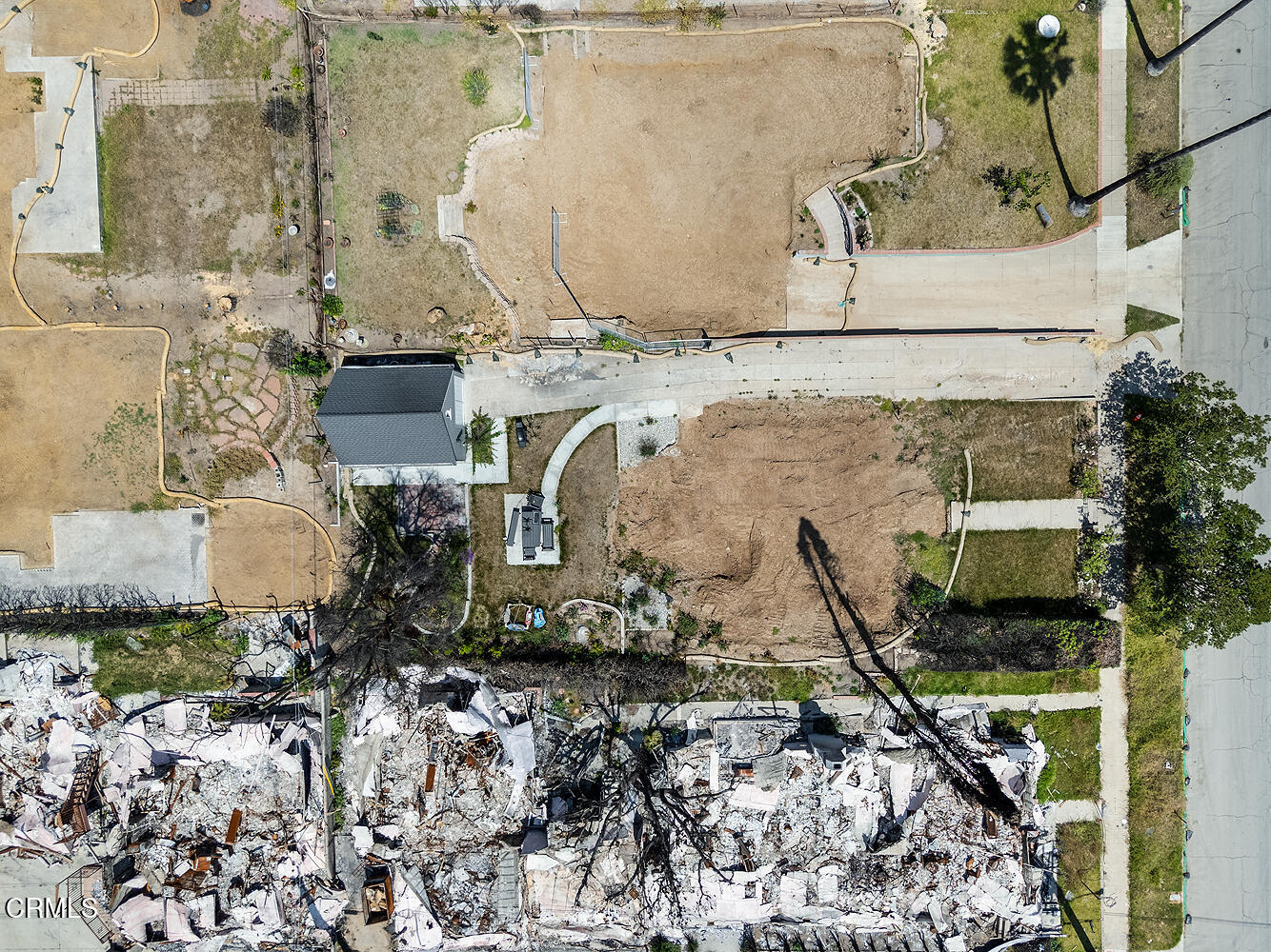 925 Beverly Way Altadena, CA 91001 - Photo 18 of 20 a picture of a house